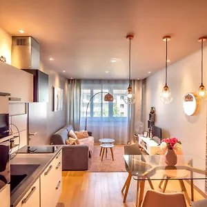 La Dalbigny - T2 Classé 3 étoiles 100 M Du Parking Appartement